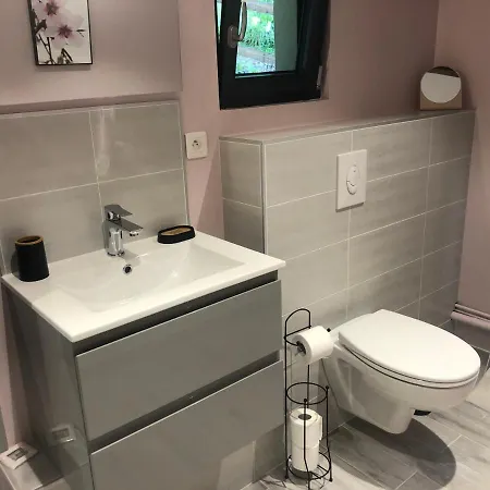 Hébergement de vacances Le P'ti Bonheur Les Preaux